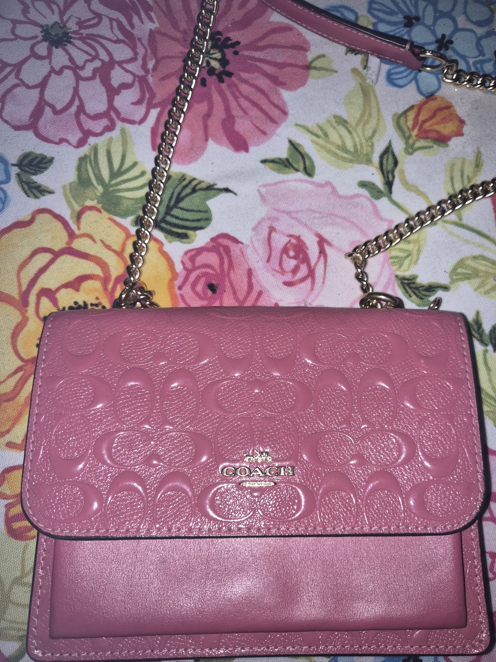 COACH Pink Patent Signature Chain Crossbody